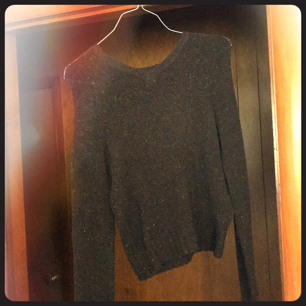 Brown sweater, amazing condition